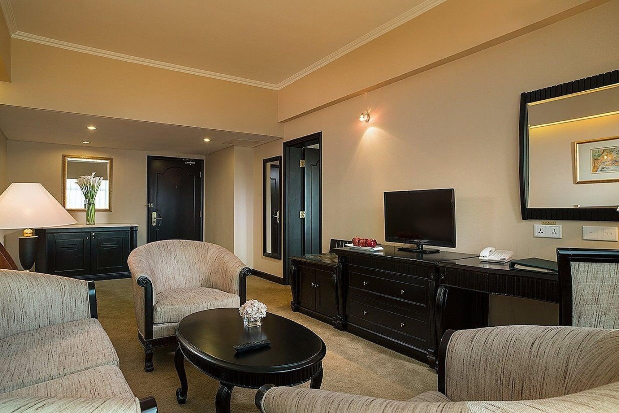 Celebrity International Grand Hotel Beijing Bagian luar foto