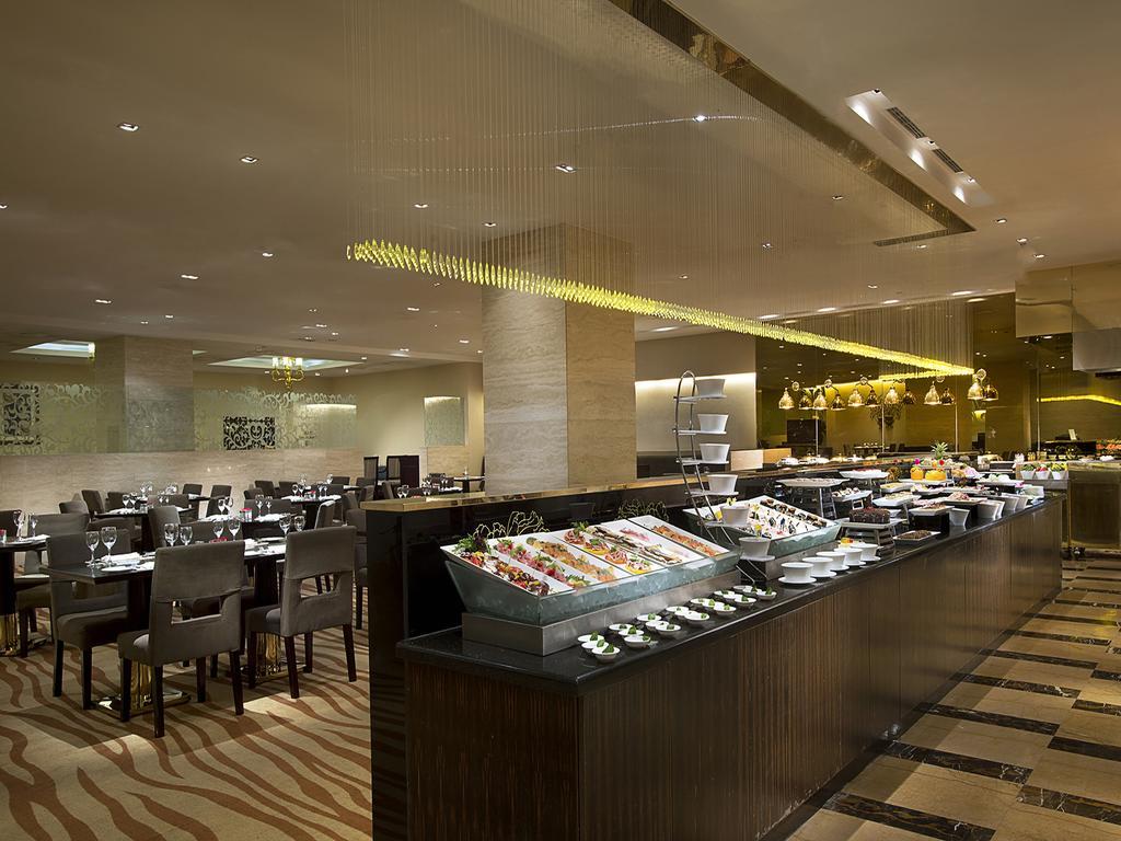 Celebrity International Grand Hotel Beijing Bagian luar foto